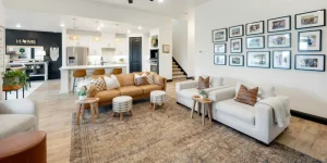 Creative Ways to Incorporate Vintage Furniture in Layouts